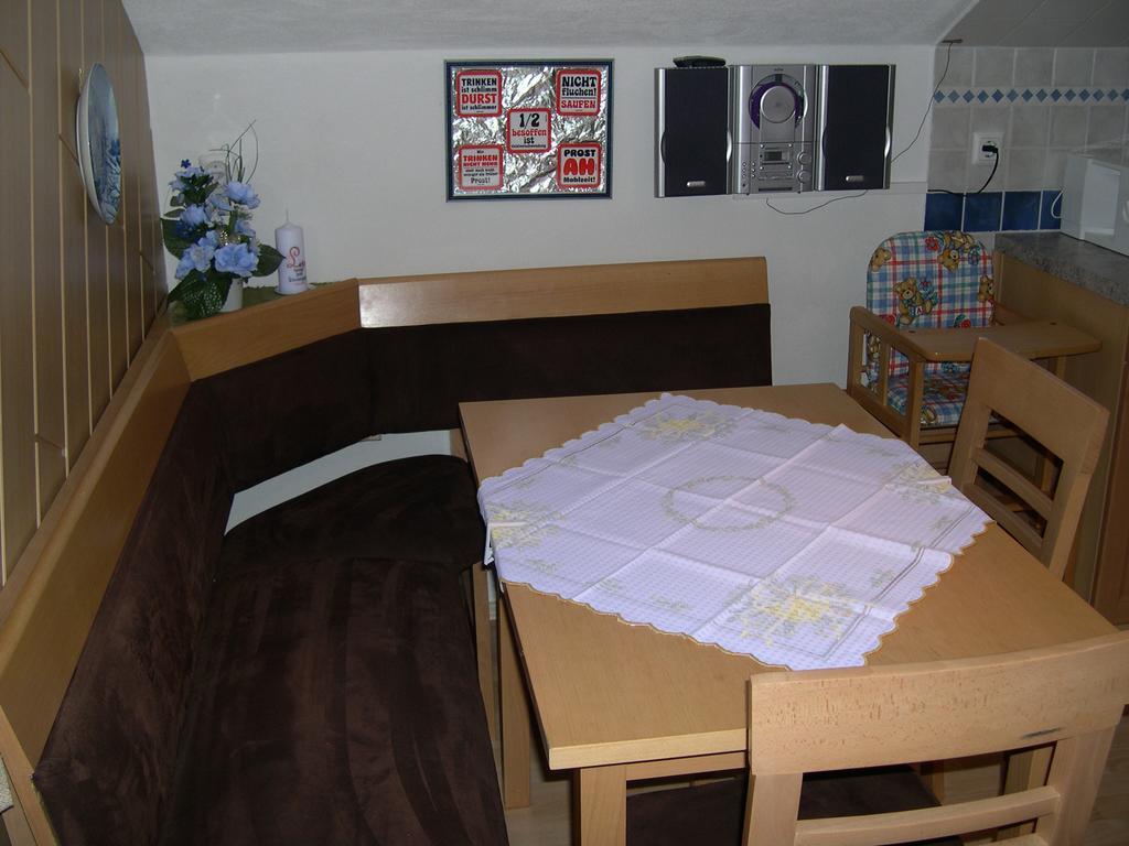 Ferienwohnung Stricker Obertraun Quarto foto